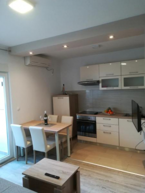Apartment Leonora